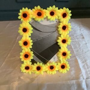 4” x 6” orange and yellow mini sunflower picture frame